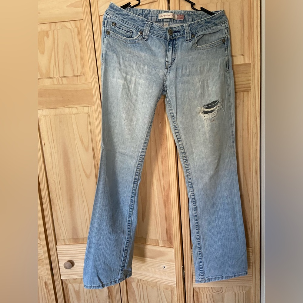 Aeropostale Chelsea Boot Cut light wash distressed jeans size 7/8